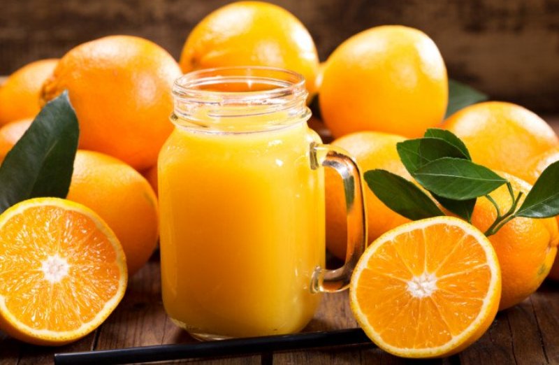 orange juicer machine