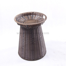 Round Bucket Shape Plastic Basket with Spary Paint Iron Structure